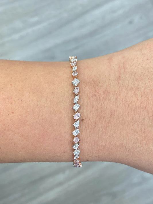 3.87 CARAT PINK & WHITE MULTI-SHAPE DIAMOND BRACELET