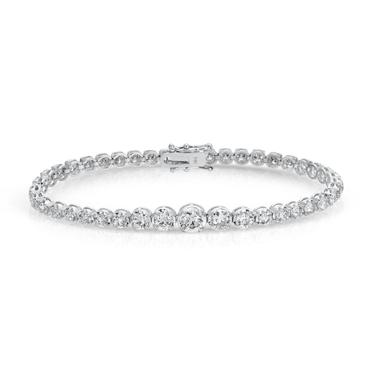 Graduated Round Cut Diamond Tennis Bracelet