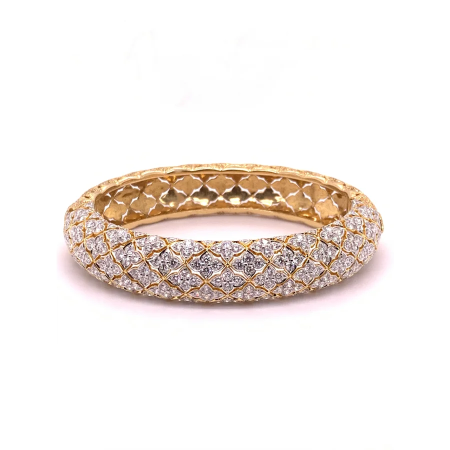 18K Yellow Gold Round Diamond Bangle - women’s bracelet