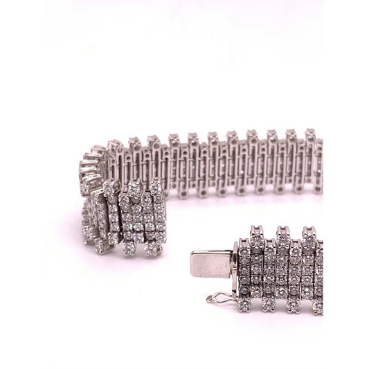 18KW White Gold Round Diamond Bracelet - women’s bracelet