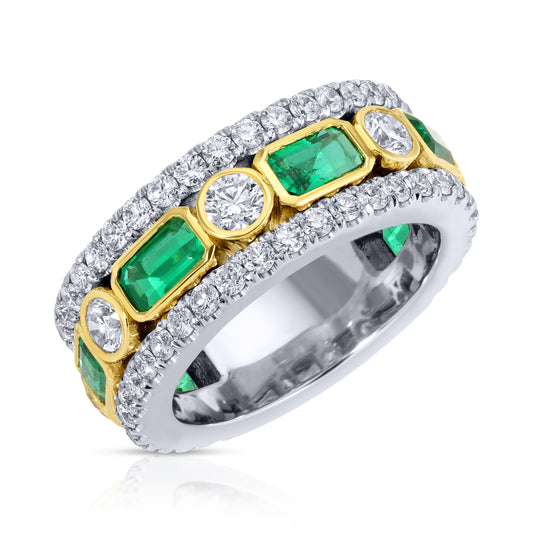 Bezel Set Emerlad Cut Green Emerald and Round Diamond Ring
