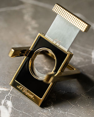 Black & Gold Stand Cutter