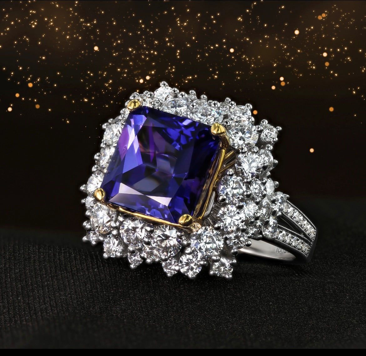18K White and Yellow Gold Tanzanite & Diamond Ring