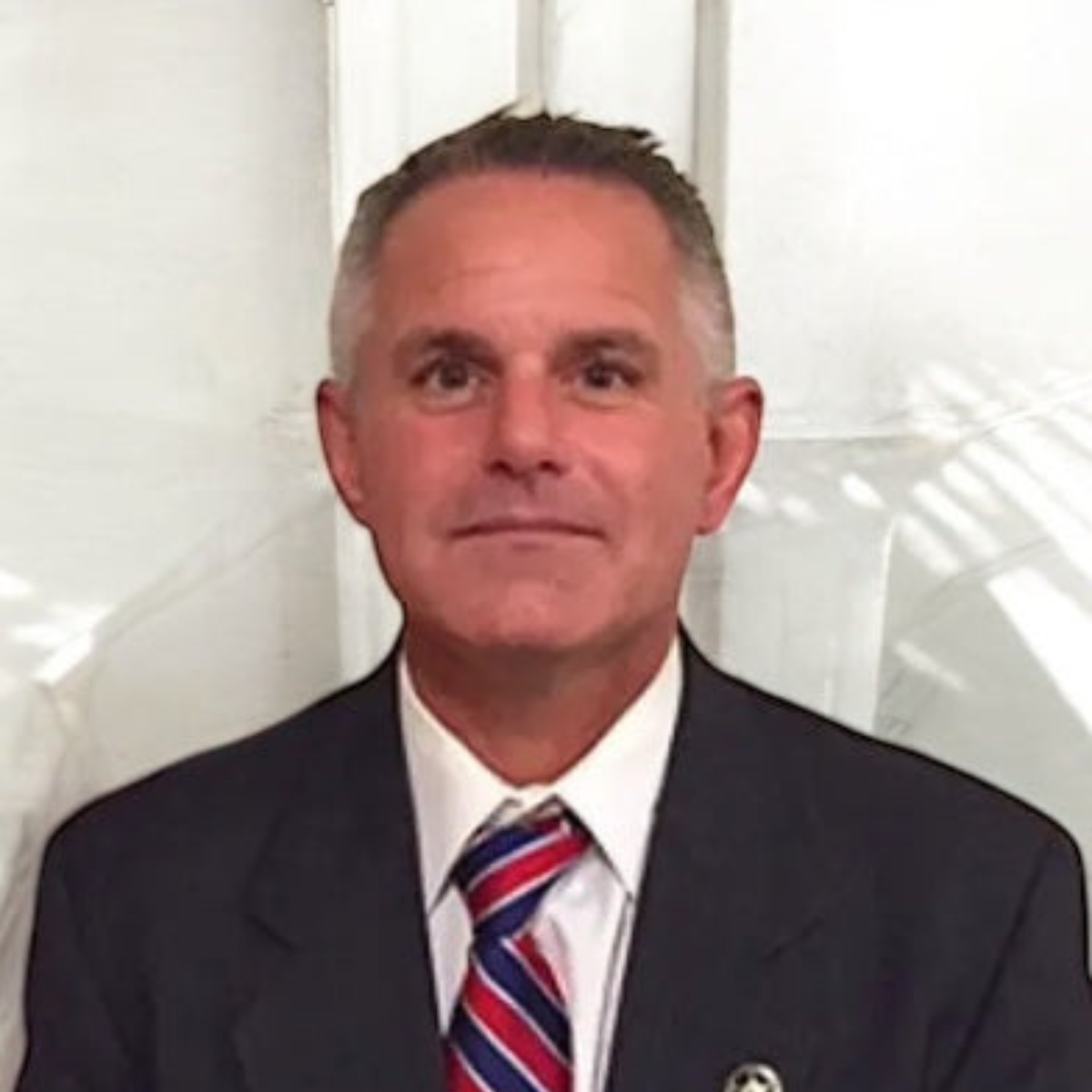 ROBERT LEDOGAR